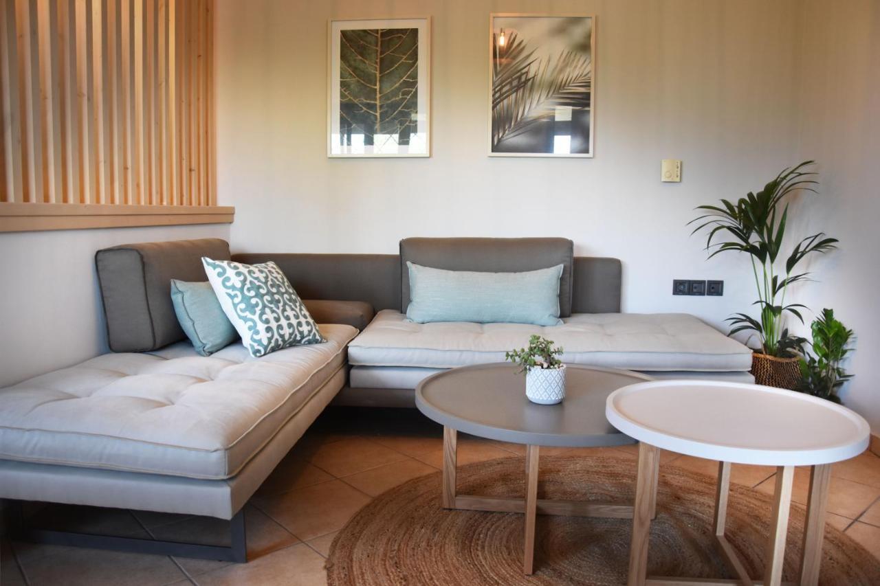 Olivella Villas By Vatos Keri Extérieur photo